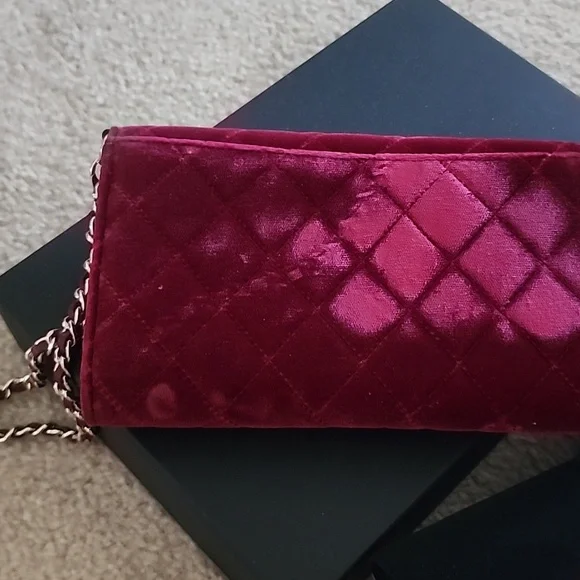 Chanel velvet bag - Picture 4 of 10